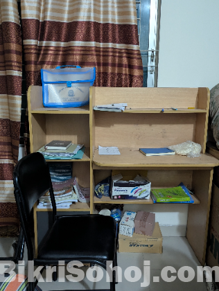 Wooden partex table and regel chair